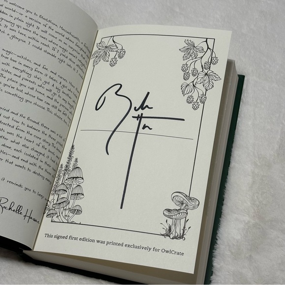 Owlcrate box | January 2023 - Picture 6 of 10